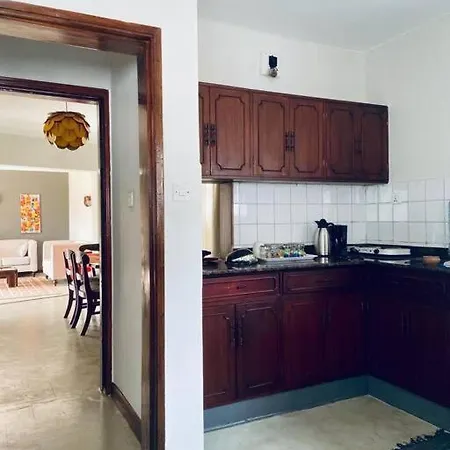 Spacious Residence With Garden Close To Acacia Mall Kololo Kampala Exterior photo